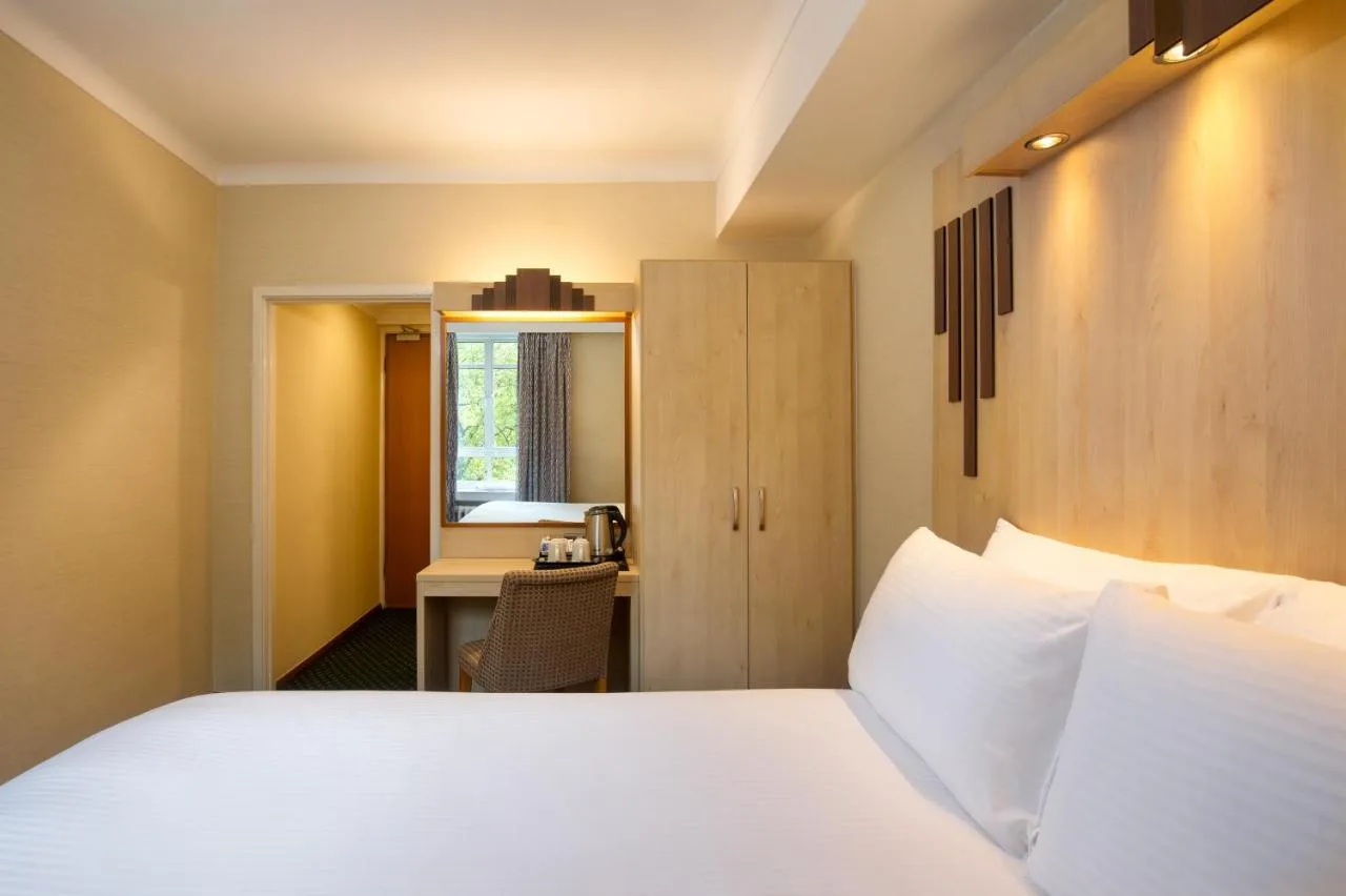 Standard Double Room Park View